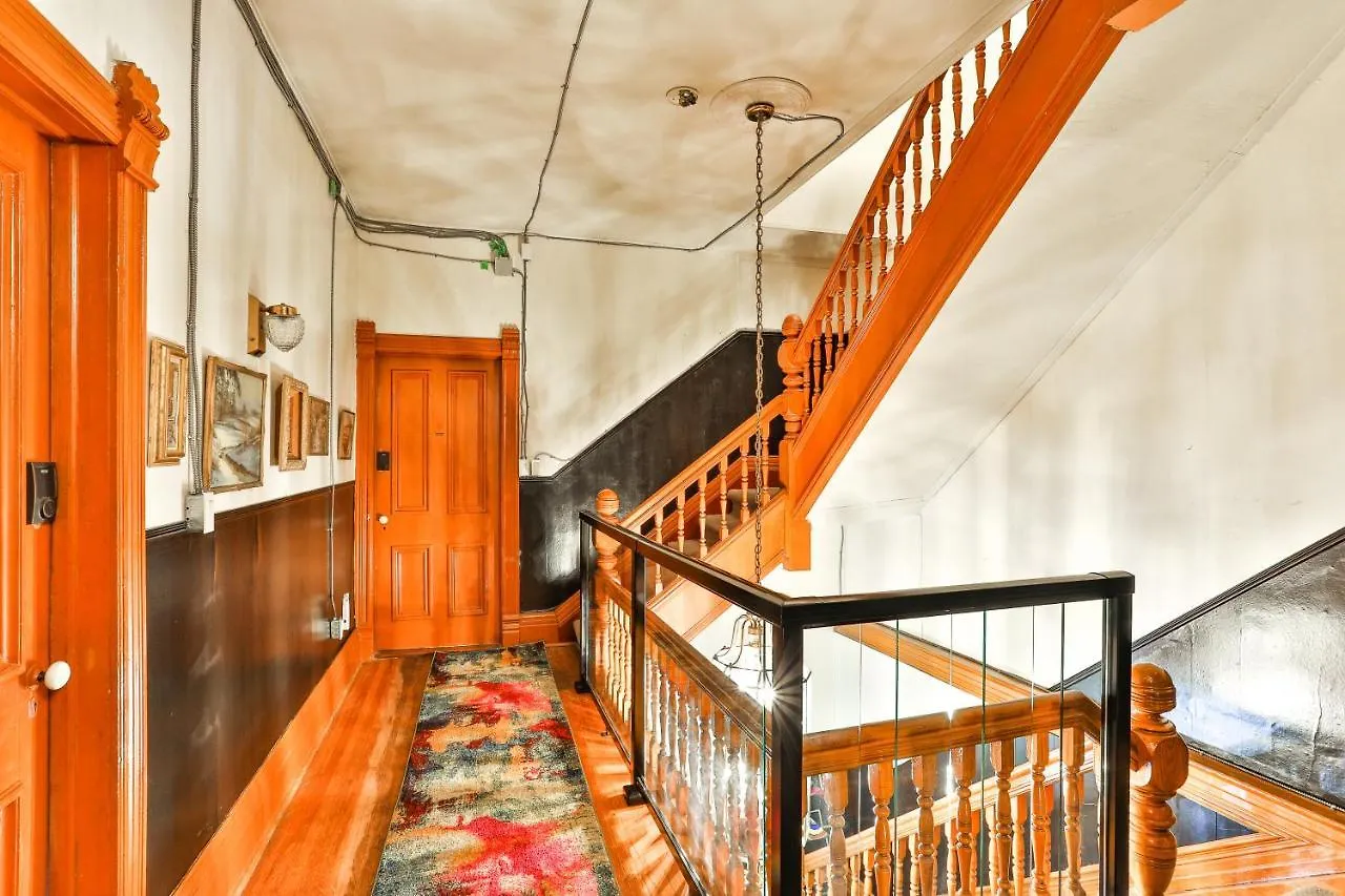 Lejlighedshotel Eclectic Victorian West House