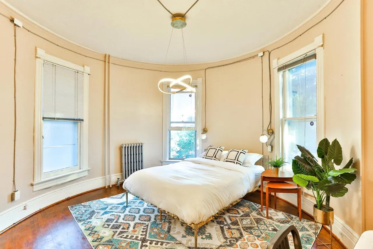 Eclectic Victorian West House Toronto